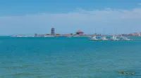 Floral Hotel·meeting Hotel (Penglai Pavilion sanxianshan Baxian Cross Sea Scenic Spot) - 방갈로