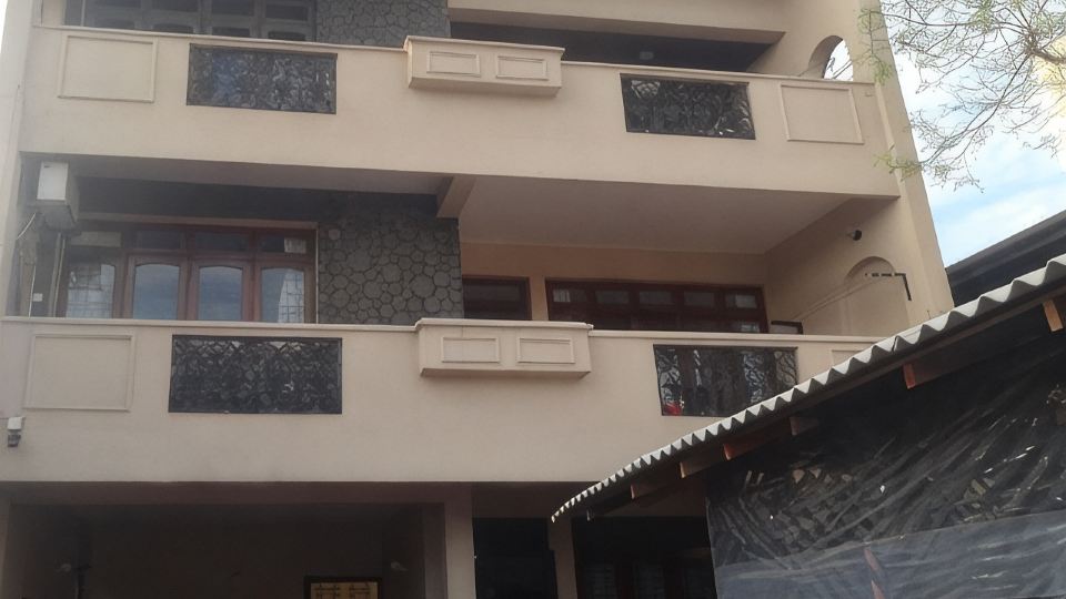 Hillstreet Villa