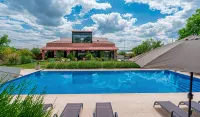 Giuaani Winery - piscine