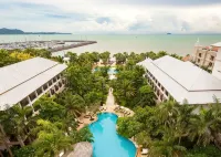 Ravindra Beach Resort & Spa - Private Pools