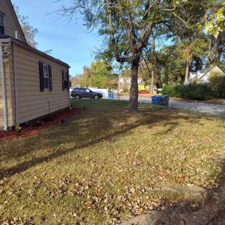 Cozy 5-bdrm hm, Loaded Kitchen, w/ Patio Deck & Grill, WiFi in pleasant Norfolk