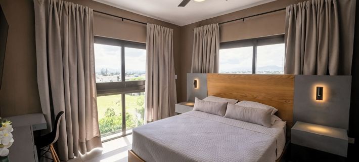 Expectacular View, pool, gym, club house, 2 Bedroom family friendly apartment 聖地亞哥酒店