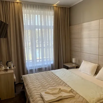 Donskoj Hotel Các khách sạn gần Ga Prazhskaya