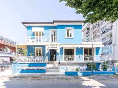 Hotel Lariana