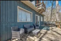 Peaceful 2-bedroom house, beautiful Lake view. - 3-Star