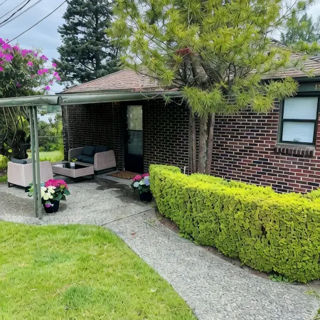Cozy Studio 1BR, Home Lake View Full Access to Lake 6min to Airport.