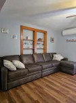 Family-friendly farmhouse property, rural setting, 10 minutes from Tiffin, OH. - Wifi