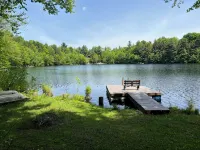 Rustic 4-bedroom cabin, on lake with WiFi, near AdirondacksA Place to Remember!