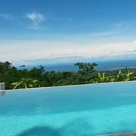 Fantastic Whale's Tail View, Private, Modern Villa with Pool & River Access