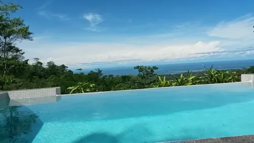 Fantastic Whale's Tail View, Private, Modern Villa with Pool & River Access