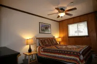 Across from Central Village/Slopes! AC 3BR MIDWEEK SPECIALS!!!  WIFI