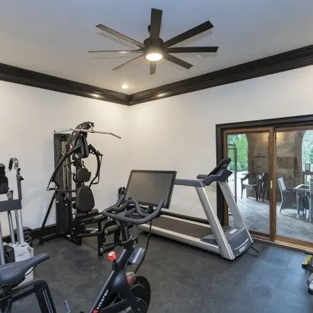 Supreme Luxury for Big Groups - Golf, Concierge, Theater, Game Room, 9 Bedrooms