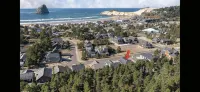 Modern Luxury Pacific City - Sleeps 12, Hot Tub, Pet Friendly, Playstation 5 - Wifi