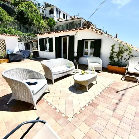 Topfloor flat with Terrace & spectacular View