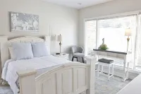 Stunning Lake House w/Large GAMEROOM