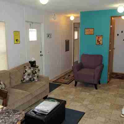 Two Bedroom Modular Home # 10. Just One Mile From Yellowstone National Park! Others