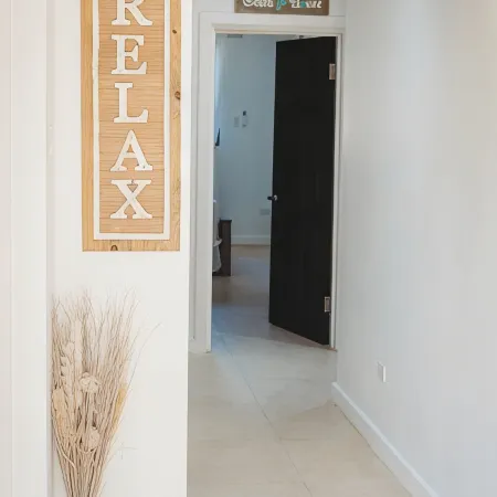 JeSal’s Escape 3 Bedroom Townhome Negril- 5 min From Beach- Perfect For Longterm