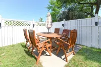 Beautiful Villa in Myrtle Beach within 4 min walk to the beach