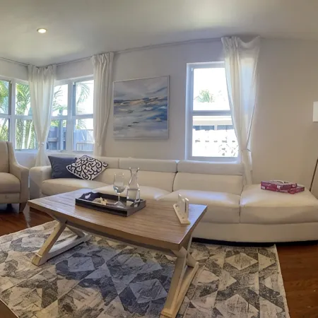 Charming 3 BD House Walk to Deerfield Beach Pier