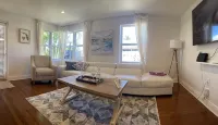Charming 3 BD House Walk to Deerfield Beach Pier