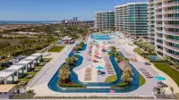 Amazing Beach Views in Spacious 4-bedroom condo in lovely Orange Beach