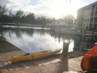 Two Bedroom Condo mins from beach Hotels in Freeport