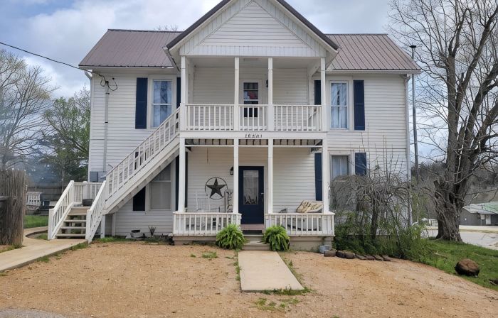 The Cottage Room Has 2 Queen Beds and Private Bathroom