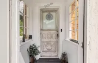 Charming, cozy, vintage house located in the historic Silver Valley.