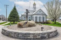 Charming year-round beach home in Indian Town, Old Saybrook