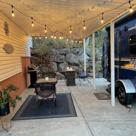 Charming Winnie Drop Trailer with Cozy Private Patio Escape