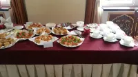 Victoria Palace - breakfast