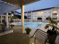 Residence Inn Wilmington Landfall - Beach