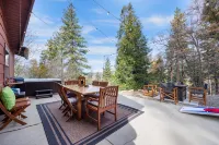 Spacious, Modern Mountain Cabin with Hot Tub - Hytter