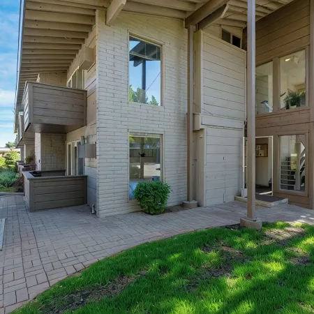 Sun Valley Studio | Walk to Ski Lifts, Restaurants & Trails | Fresh Renovation
