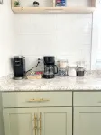 Zen Midcentury-Art Deco Hideaway