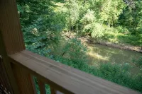 Triplett Creek Cabin Rental 2-Bedroom House  – Near Cave Run Lake!