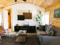 Cozy Dumplin' RRG - Warm & Modern Stay in RRG/Auxier Hotels in Wolfe County