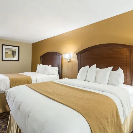 Quality Inn & Suites Arden Hills - Saint Paul North