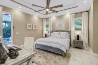 Beach! 2 Masters w Kings, Pets, Queen ensuite, hot tub, private heated Pool - 4-Star