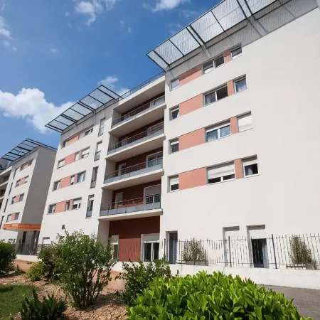 Apparthotel Privilodges Lyon Lumière Отели рядом с достопримечательностью «08. Дом Танца»