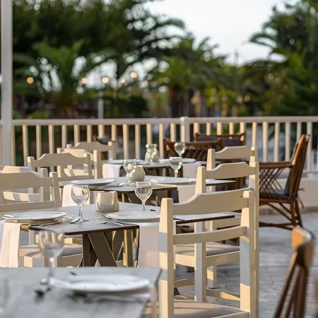 Ariadne Hotel