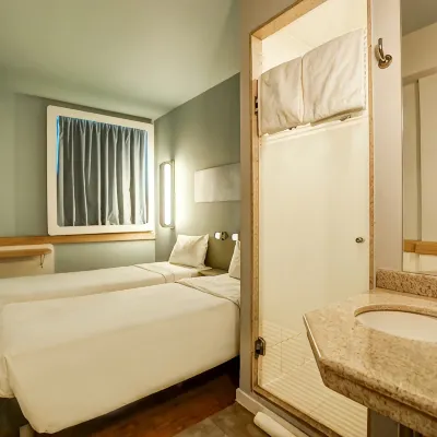 Ibis Budget RJ Copacabana Отели рядом с достопримечательностью «Копакабана»