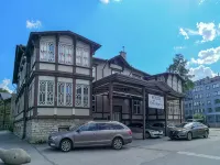 Villa Kadriorg Hostel タリンのホテル