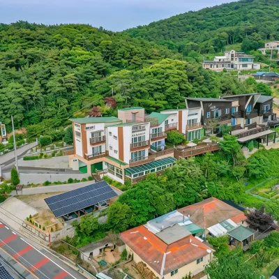 Daebudo Beautiful Pension Hotel dekat Pantai Simnipo