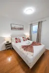 Spacious 4 bedroom Home (15 mins from YYZ airport) - 4-Sterne