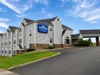 Microtel Inn & Suites by Wyndham Bozeman Hotele w: Bozeman