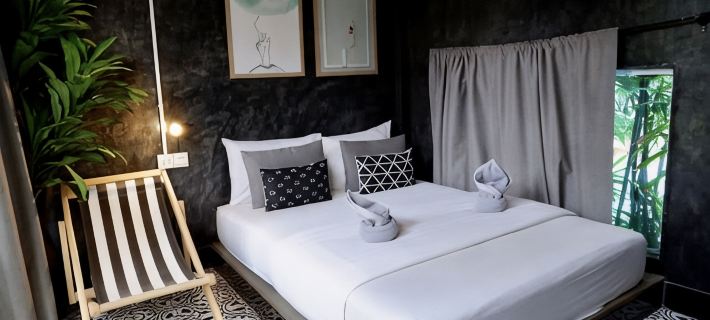 At Koh Larn Resort Hotels in Ko Lan