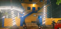 Karma Stays Hostel Morjim - 2 stjerner
