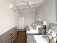 Cozy Villa in the Heart of San Carlos - Homestays