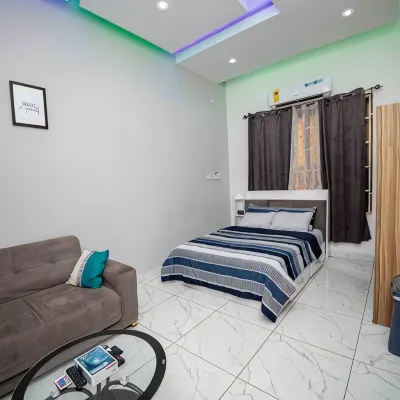 A Modern, Smart Condo Within the Heart of the City Hotels near Takoradi Airport